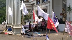 Aksi Demo Petani Berlanjut di Depan DPRD Jambi, Tegaskan Masalah Kriminalisasi dan Agraria
